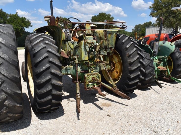 john-deere-4020-image-8