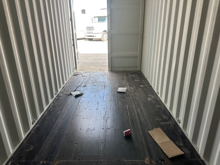#1231-•-40-ft-container-image-18
