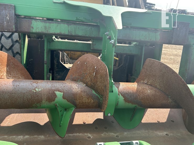 2012-john-deere-618c-image-24