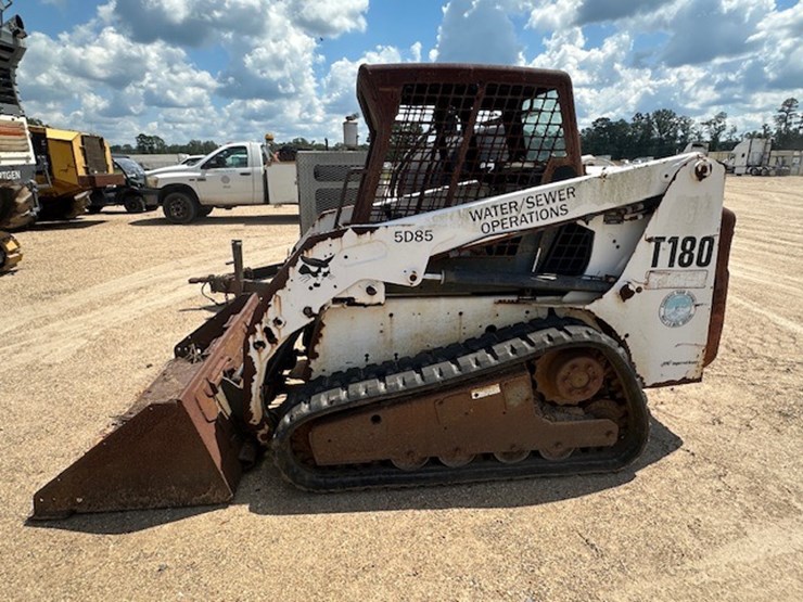 bobcat-t180-image-5