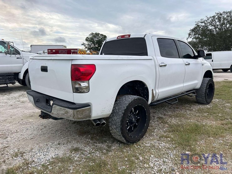 2008-toyota-tundra-image-3