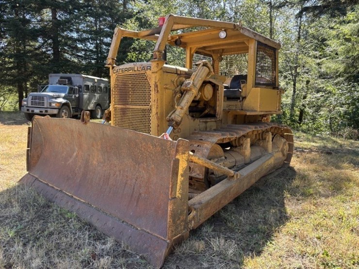 1974-caterpillar-d7f-image-1