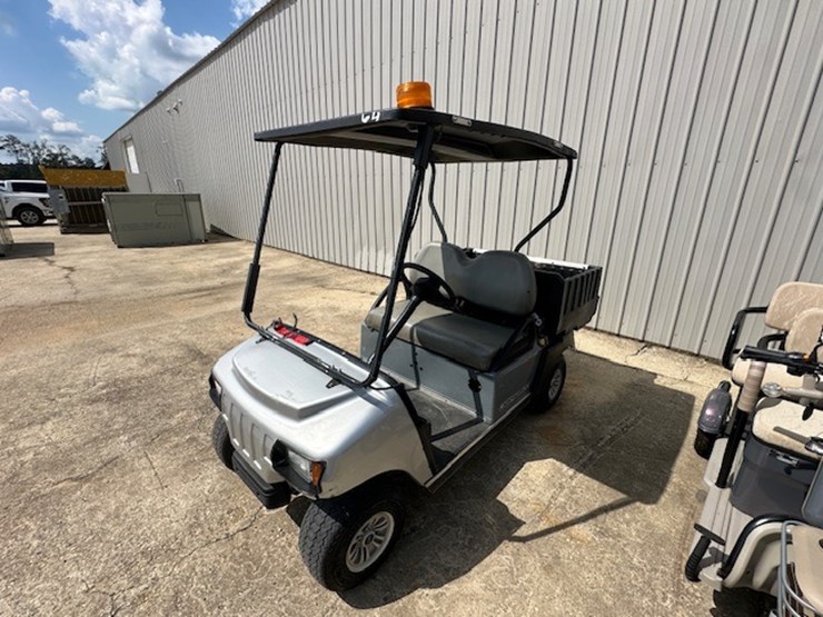#64-•-carryall-100-battery-cart-image-1