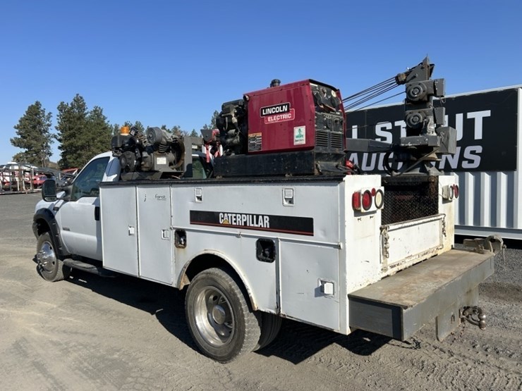 2004-ford-f550-sd-image-3