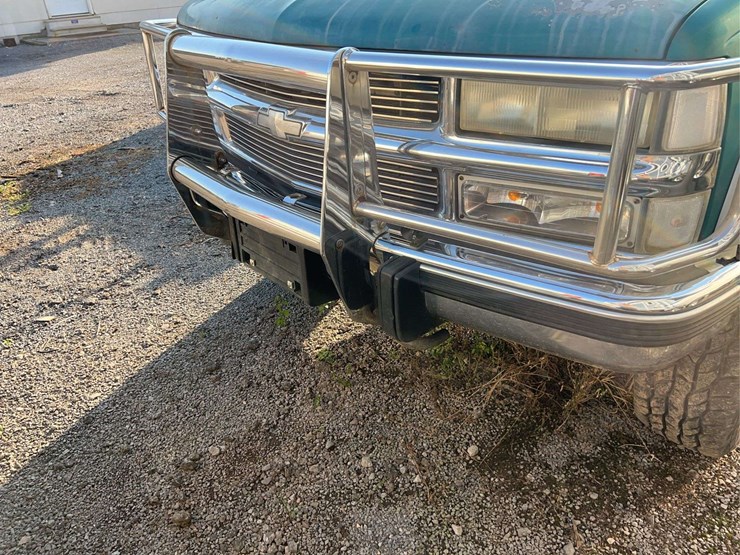 chevrolet-3500-image-26