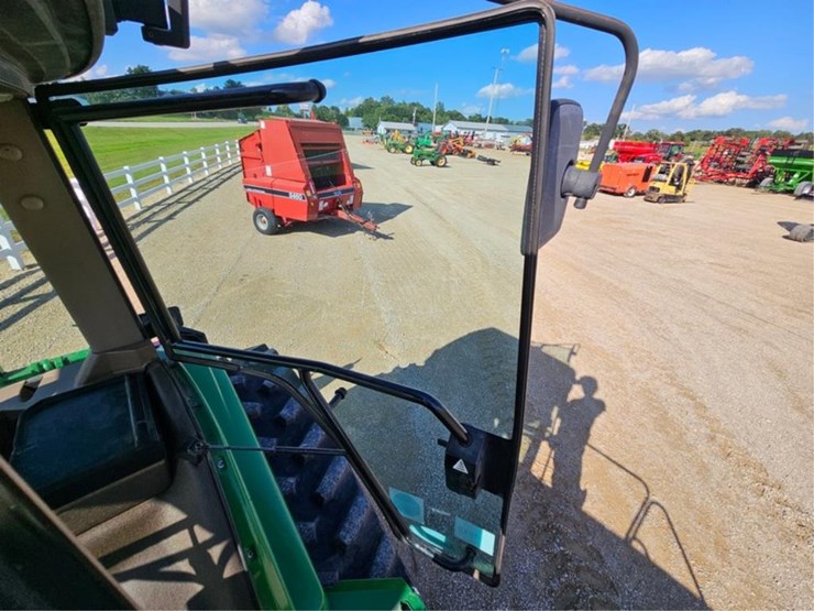 john-deere-8400t-image-25