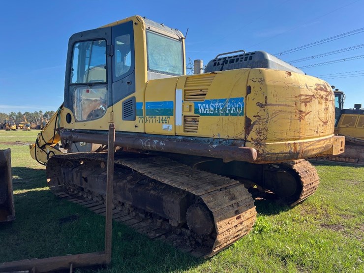 komatsu-pc200-lc-8-image-4