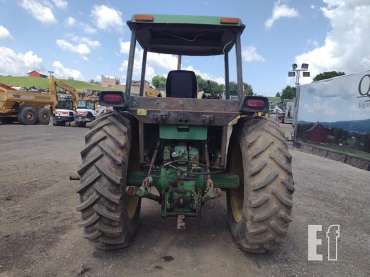 john-deere-4240-image-4