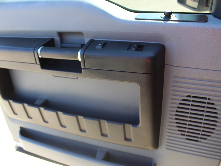 2015-ford-f250-image-12