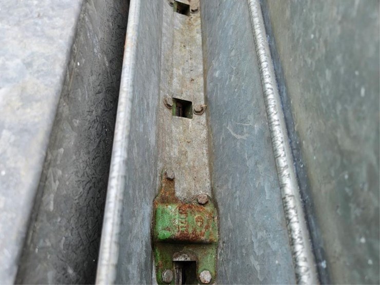john-deere-11-image-18