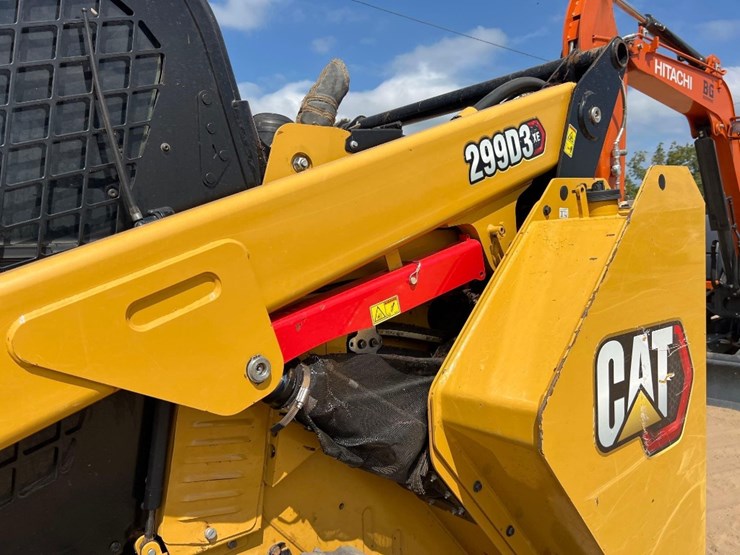 2023-caterpillar-299d3-xe-image-20