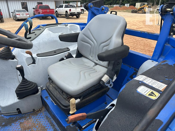 2014-new-holland-ts6.110-image-10