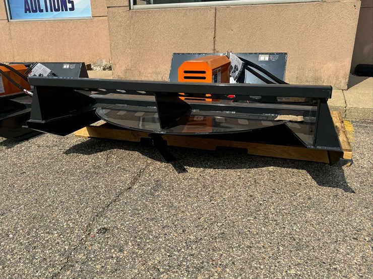 wolverine-bc-13-72w-72-inch-skid-steer-brush-cutter-image-2