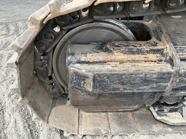 2018-caterpillar-548-image-20