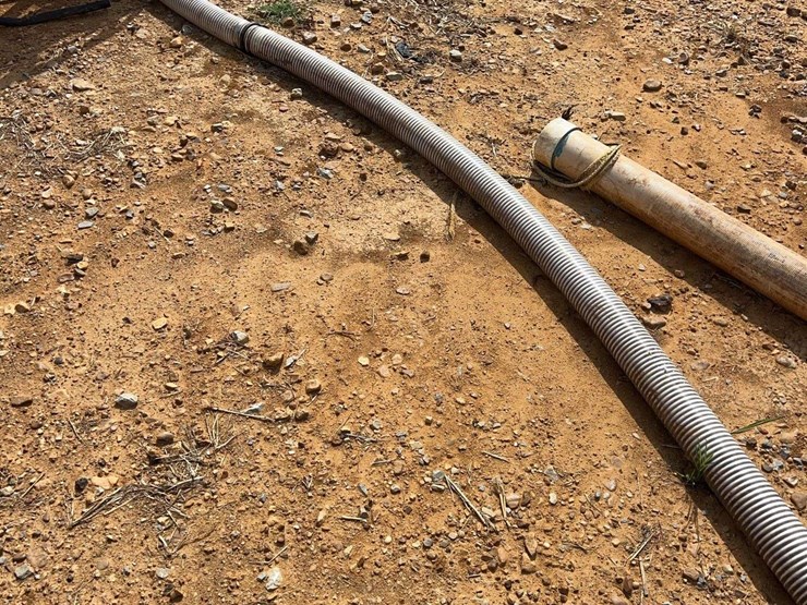 (2)-4"-suction-hoses-image-4