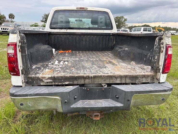 2013-ford-f250-image-13