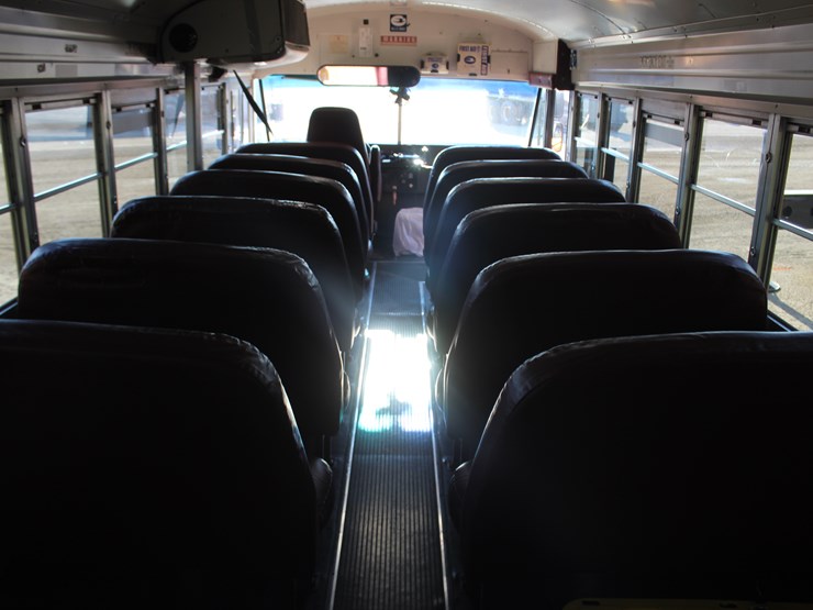 2000-international-3800-image-17