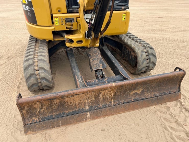 2020-caterpillar-303.5e2-cr-image-25