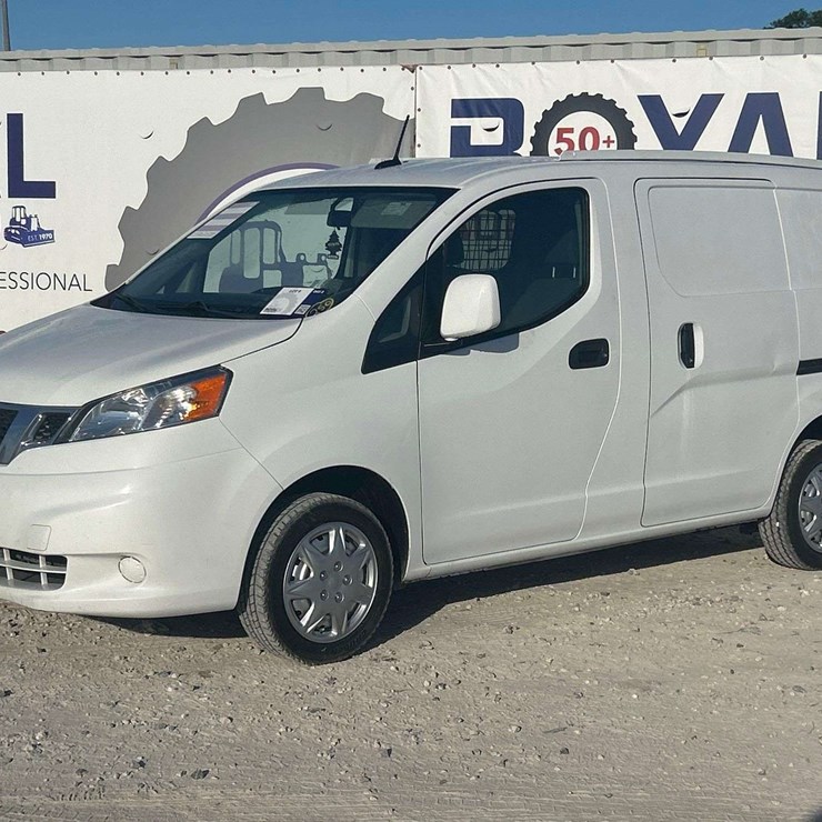 2020 NISSAN NV200