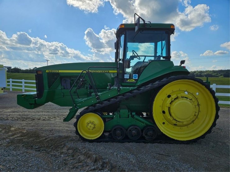 john-deere-8400t-image-2