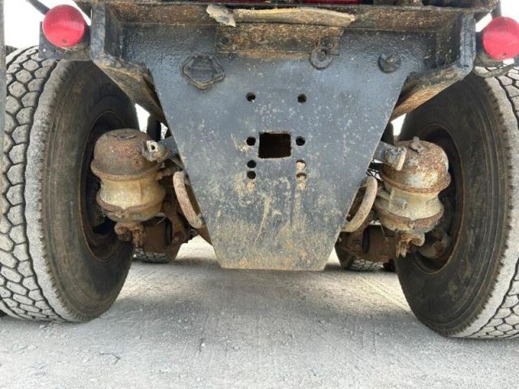 2005-volvo-tri/a-dump-truck-4v5k99gh55n391882-image-67