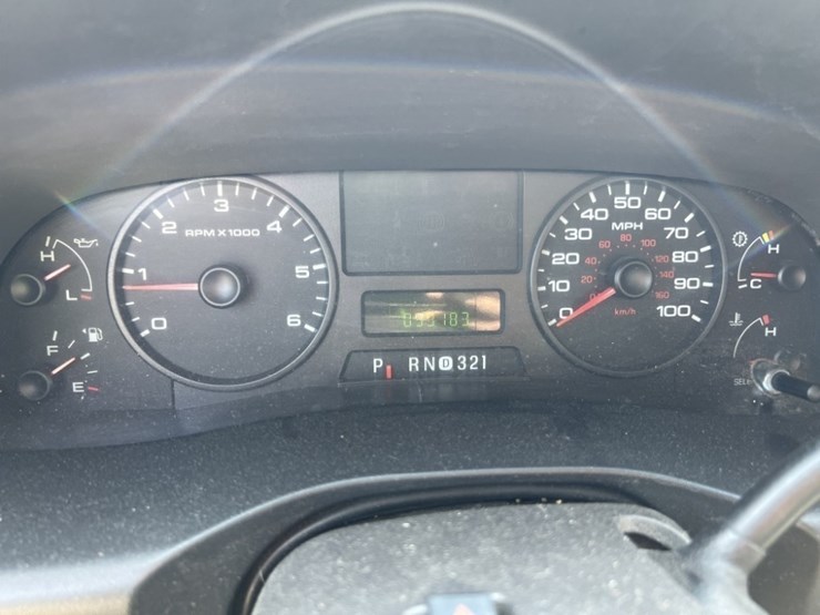 2007-ford-f350-image-28