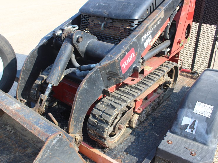 2019-toro-dingo-tx427-image-13