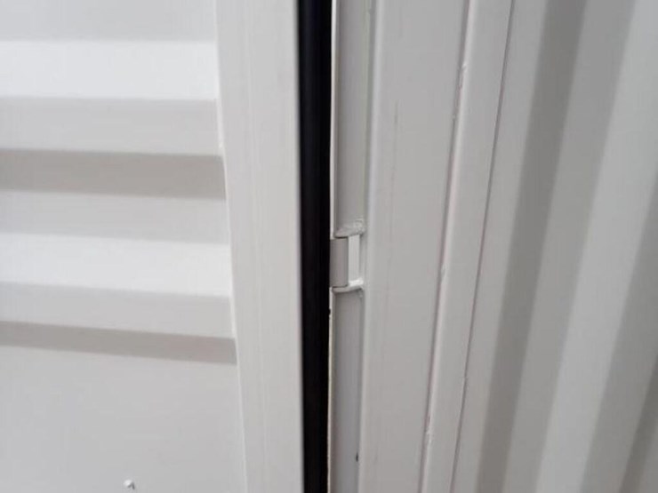 unused-9-ft-shipping-container-image-15