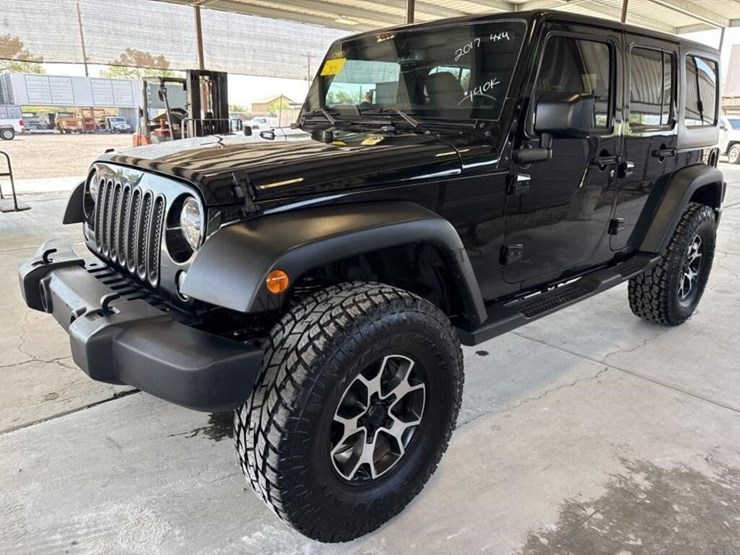 2017-jeep-wrangler-image-4