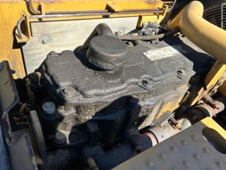2010-caterpillar-324dl-image-40