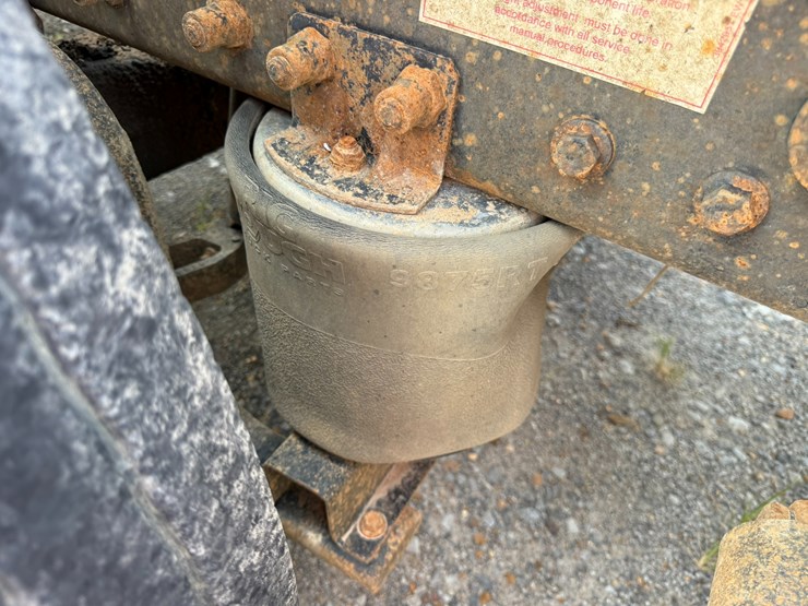 1997-cummins-m11-image-23