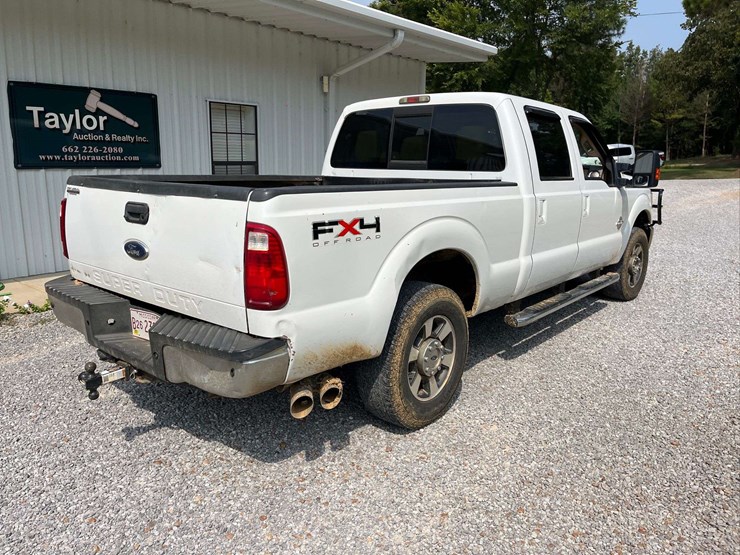 2011-ford-f250-image-15