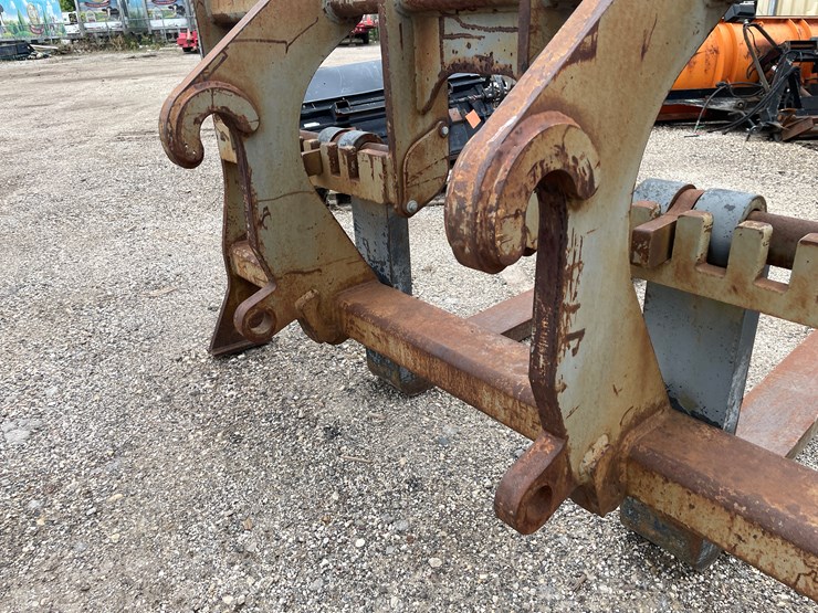 #9868-•-badger-wheel-loader-fork-attachment-image-5