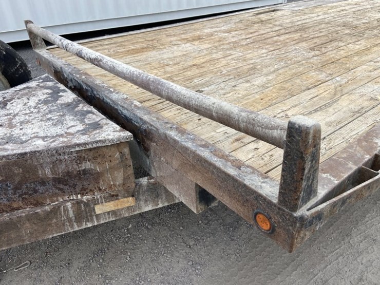 2014-great-northern-t/a-equipment-trailer-image-24