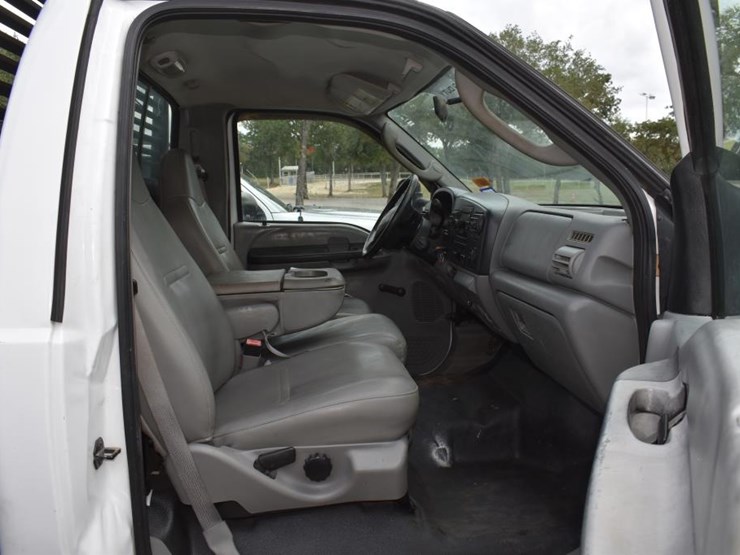 2006-ford-f550-image-7