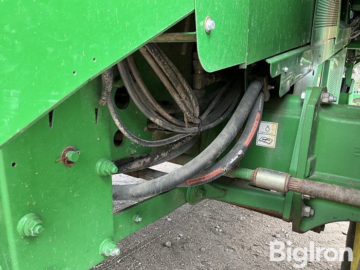 2013-john-deere-s670-image-19