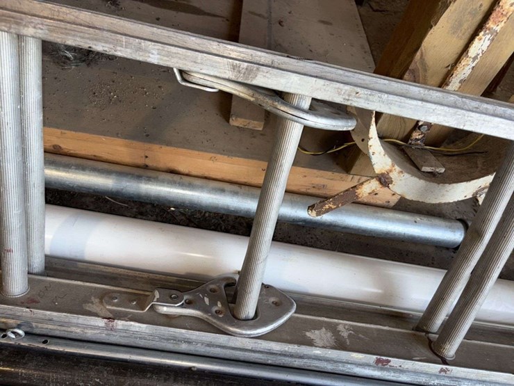 12’-aluminum-ext-ladder-image-4