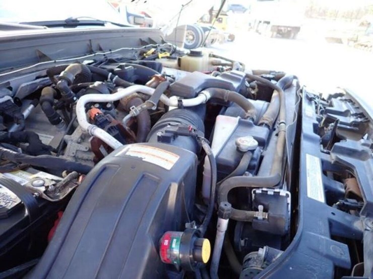2016-ford-f550-xl-image-45