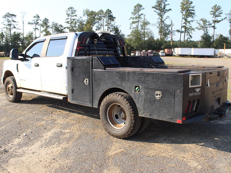 2019-ford-f350-xl-image-3
