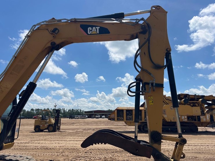 2016-caterpillar-308e2-cr-image-23