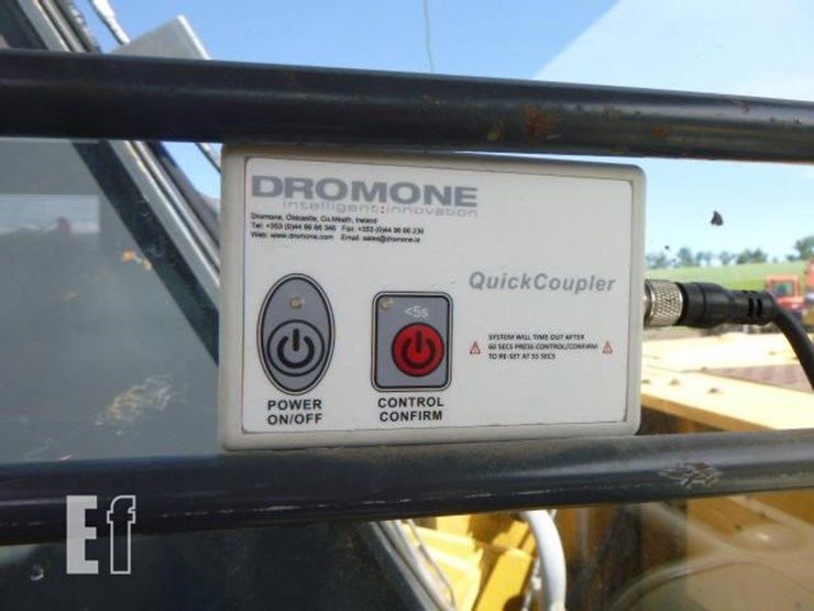 2011-deere-225d-lc-image-10