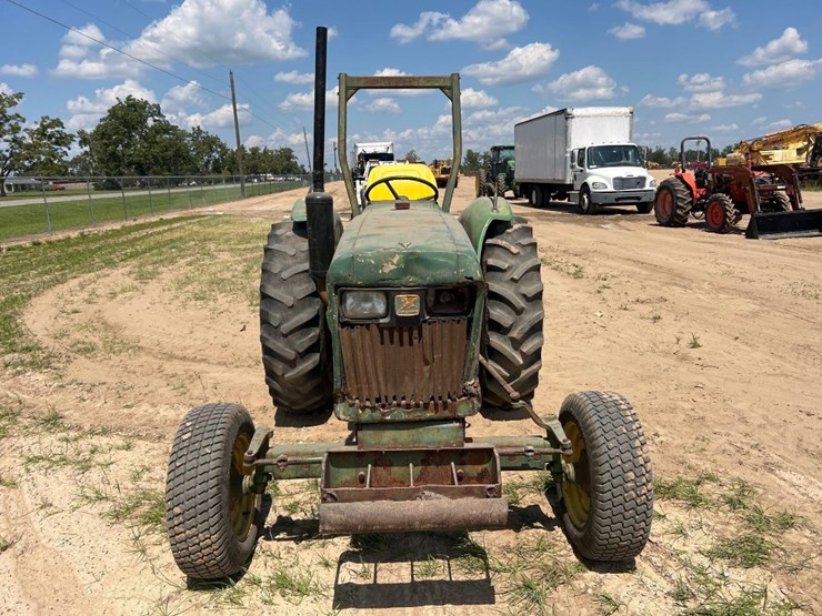 john-deere-1050-image-7