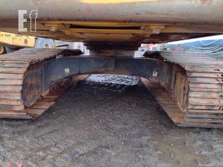 2017-komatsu-pc240-lc-11-image-43