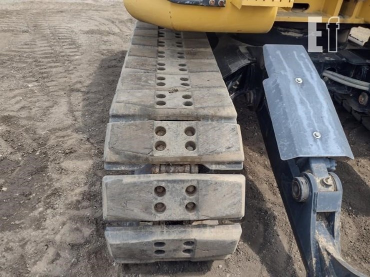 2019-deere-135g-image-45