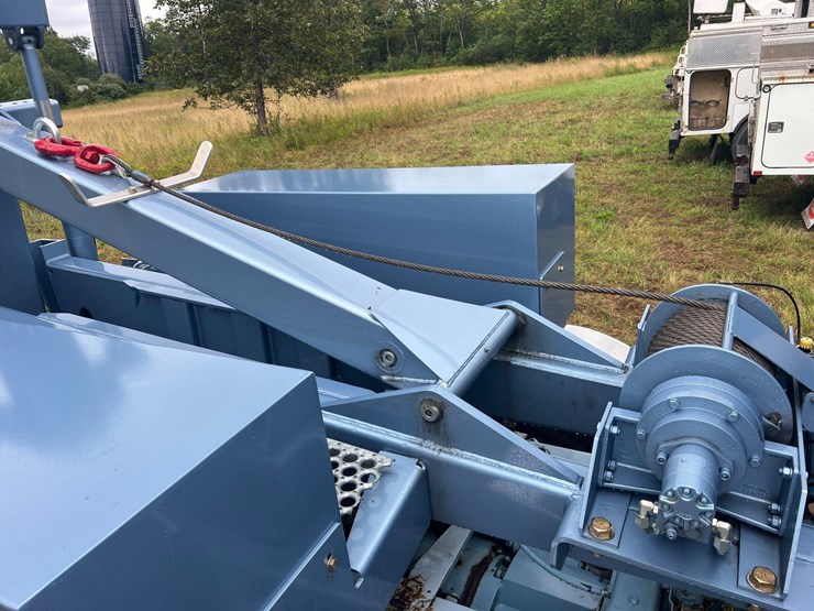 2019-peterbilt-389-image-14