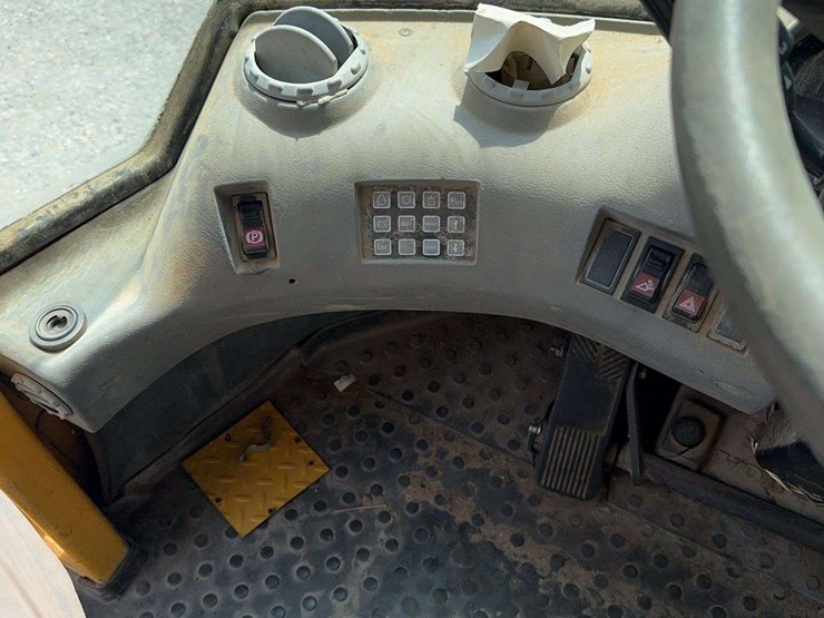 2006-volvo-l70e-image-14