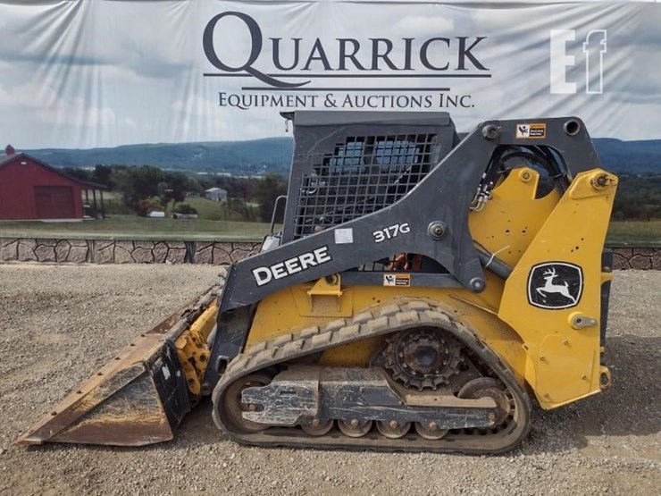 2022-deere-317g-image-1