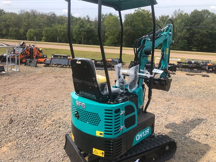 #37-•-cfg-industrial-qh12r-mini-excavator-image-2