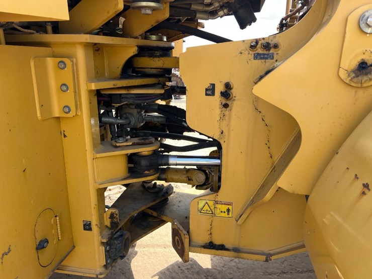 2018-caterpillar-950gc-image-25