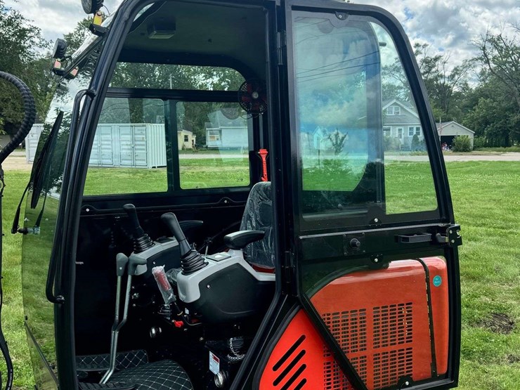 2025-cfg-industrial-qnt50r-mini-excavator-...-unused-image-12